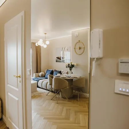 Apartment Agosto Sky Premium Manufaktura Parking Gratis Fv Lodz