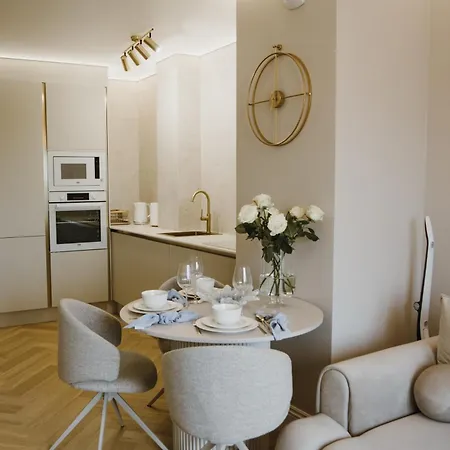 Agosto Sky Premium Manufaktura Parking Gratis Fv *