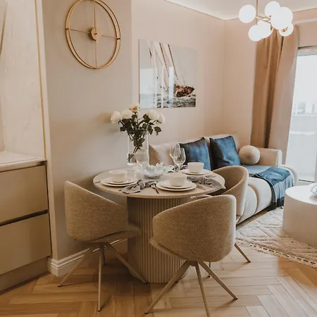 Agosto Sky Premium Manufaktura Parking Gratis Fv Lodz