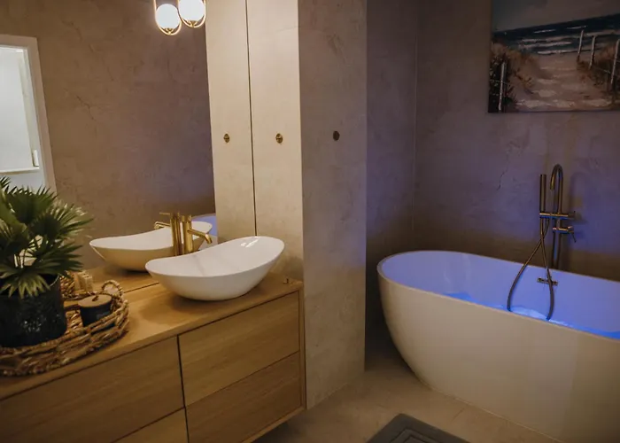 Agosto Sky Premium Manufaktura Parking Gratis Fv