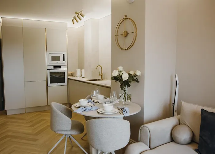 Agosto Sky Premium Manufaktura Parking Gratis Fv *